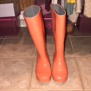 Rain boots